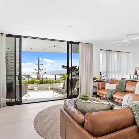 Luxe Oceanview Apartment In Palm Beach Gold Coast Exterior photo